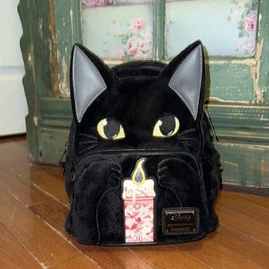 Loungefly Hocus Pocus Binx Mini Backback